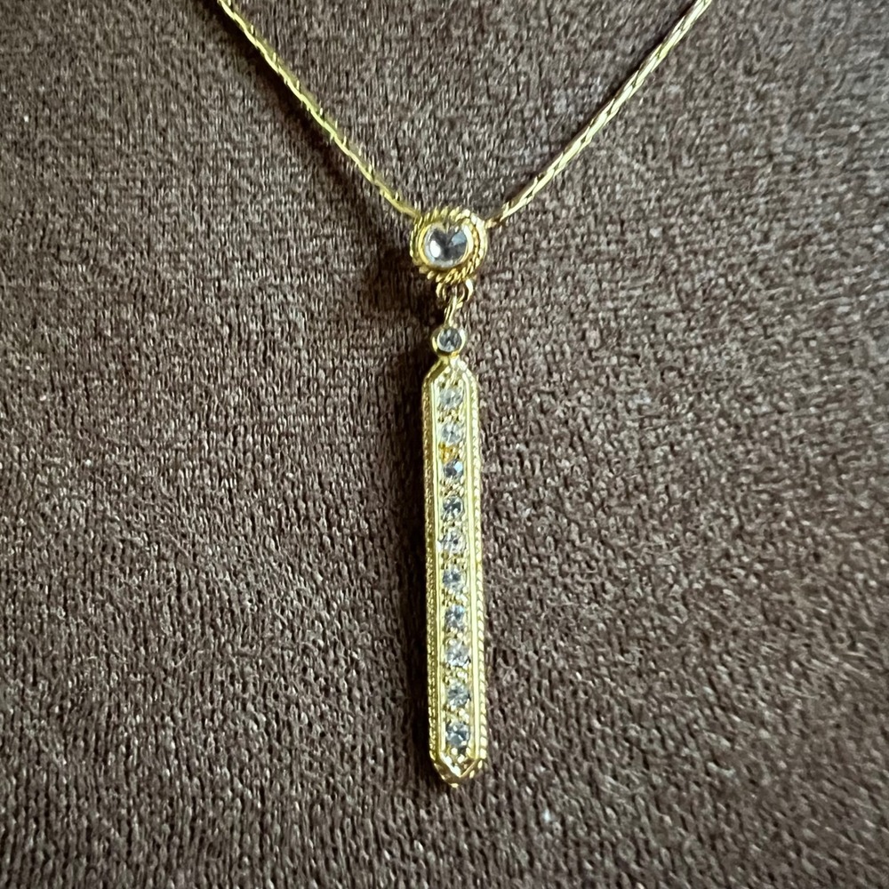 Roman Gold Tone‎ Rhinestone Vertical Bar Pendant Necklace 18 Inch Cottagecore